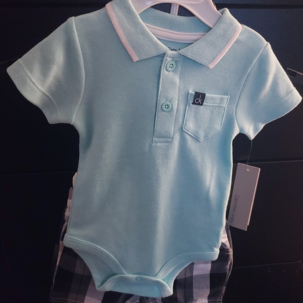 Infant Boys 3/6 months Short set Calvin Klein